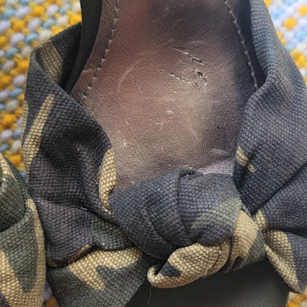 Camo knotted sandals